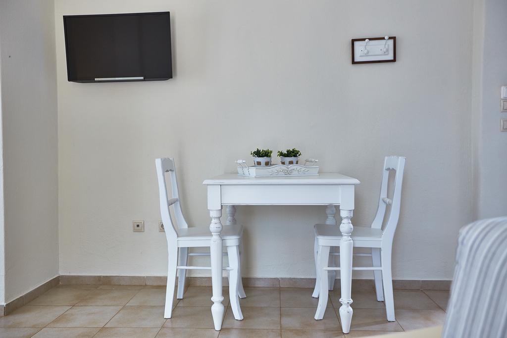 Aelia Apartment Áyios Pétros Cameră foto